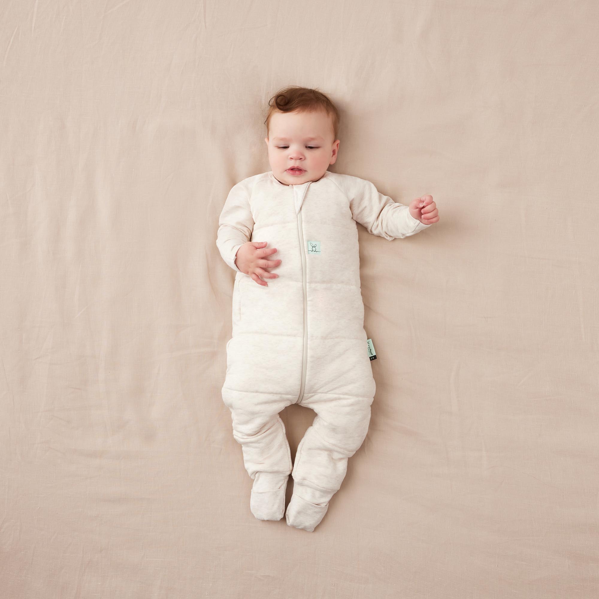Ergo Pouch - SleepOnesie 2.5Tog - Oatmeal - Lifestyle